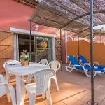 Villa 25 Lola Flores