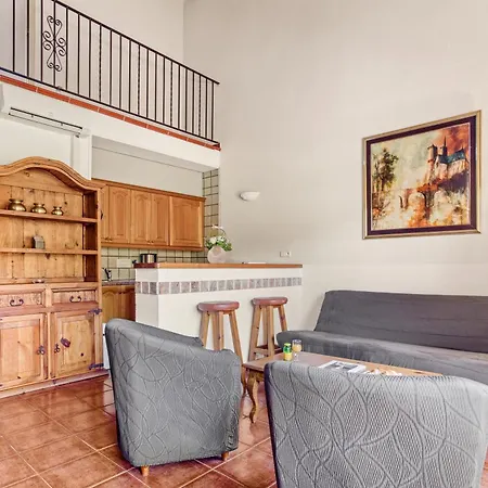 Villa 25 Lola Flores Saint-Tropez
